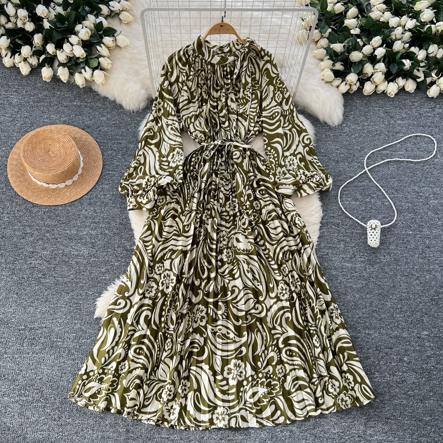 Chicest girl on the block Dress  CD866 images